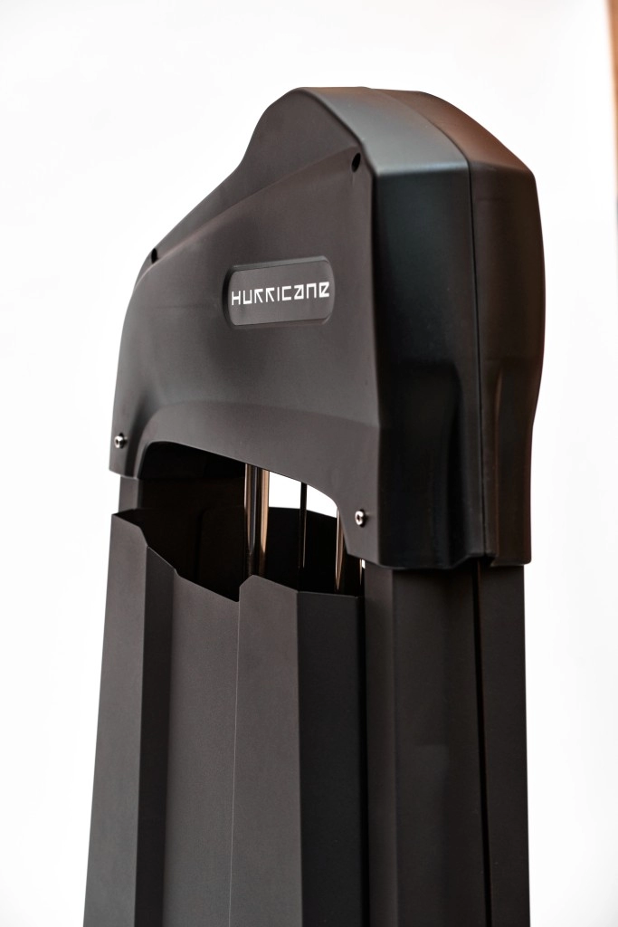 Тренажер Бицепс-машина Hurricane 041