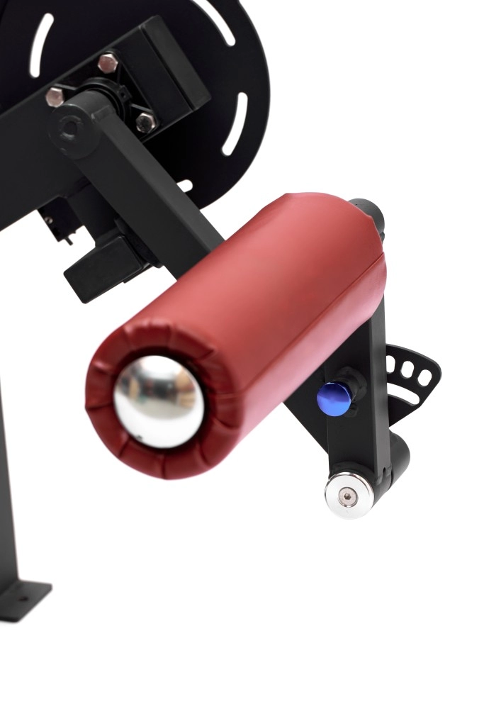 Тренажер Cгибание ног лежа Hurricane 013