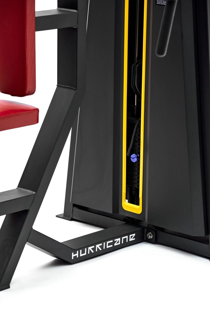 Тренажер баттерфляй Hurricane 040