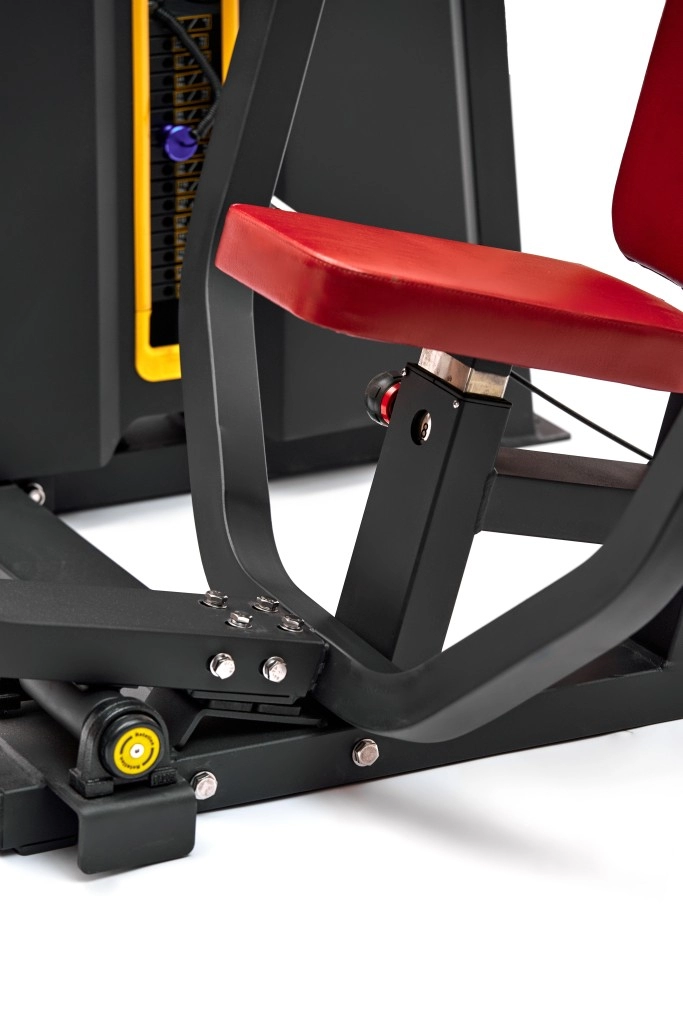 Тренажер Жим от груди Hurricane 038