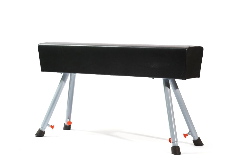 Конь гимнастический Hurricane