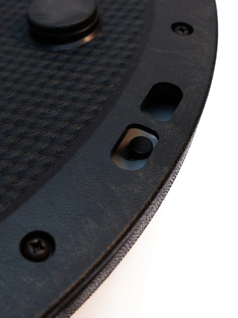 Полусфера "BOSU" с эспандерами, с насосом Hurricane 58см (черный)