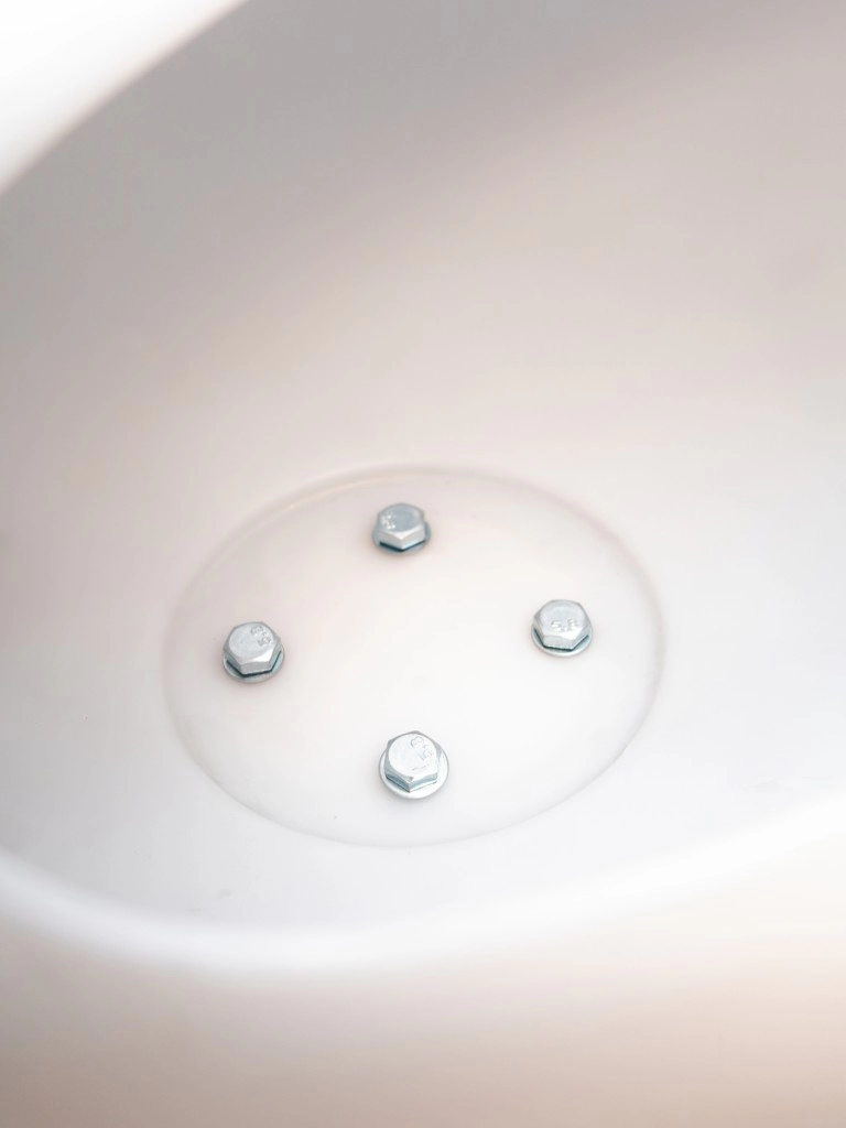 Стойка с чашей для магнезии Hurricane