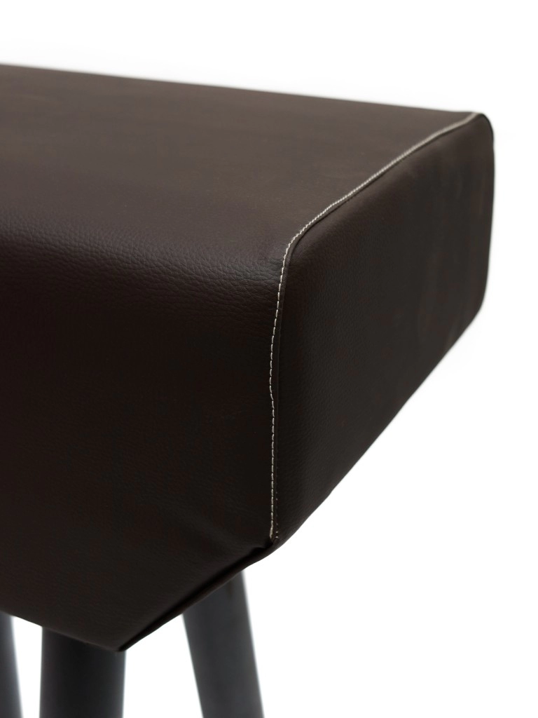 Козел гимнастический Hurricane