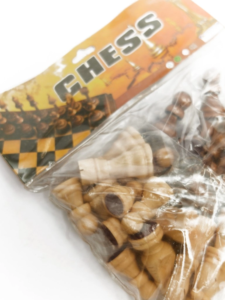 Набор шахматных фигур с мягкой доской  (дерево) CHESS