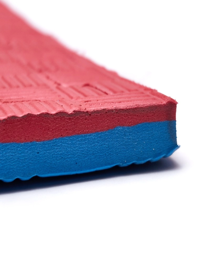 Будо-мат 1000*1000*20 мм, крепление "ласточкин хвост", цвет синий-красный