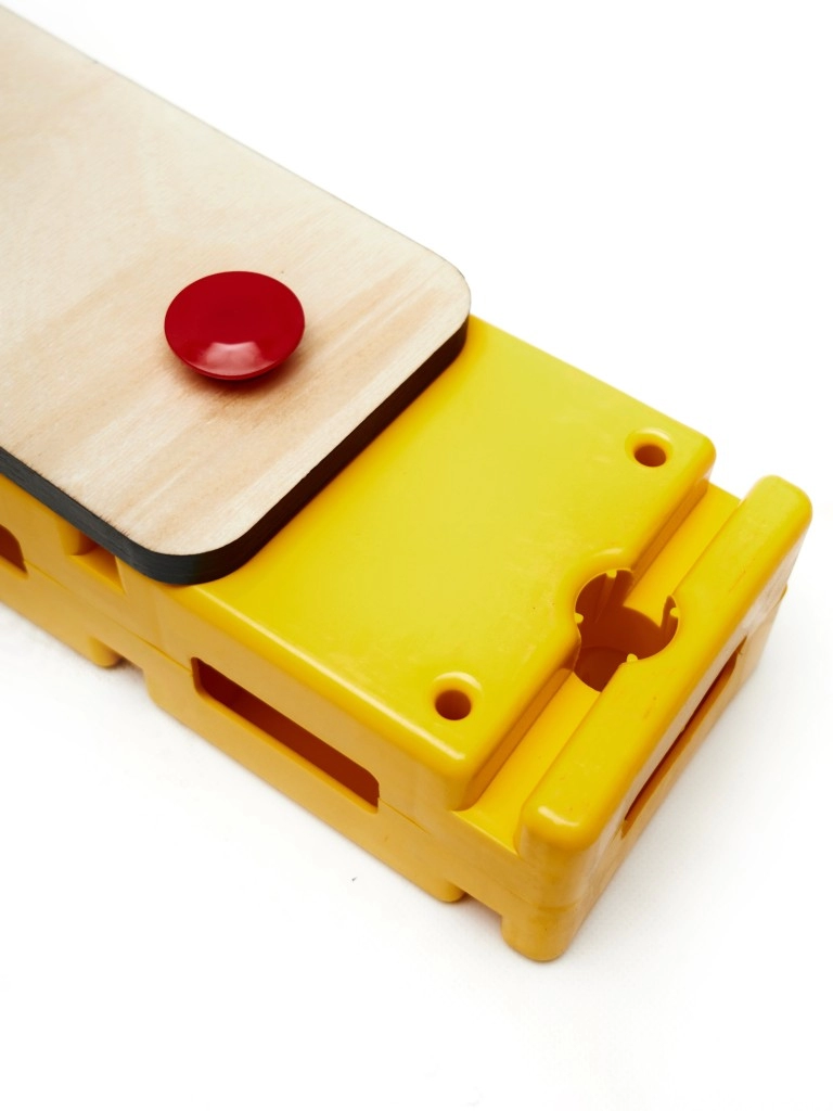 Дорожка (кирпич 4 шт., доска 3 шт., втулка 6 шт.)