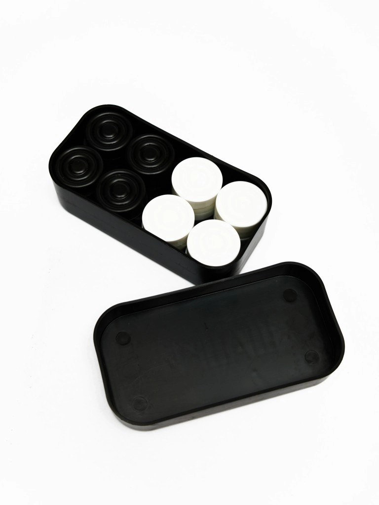 Шашки "Классические" пластик 2,8х0,9 см