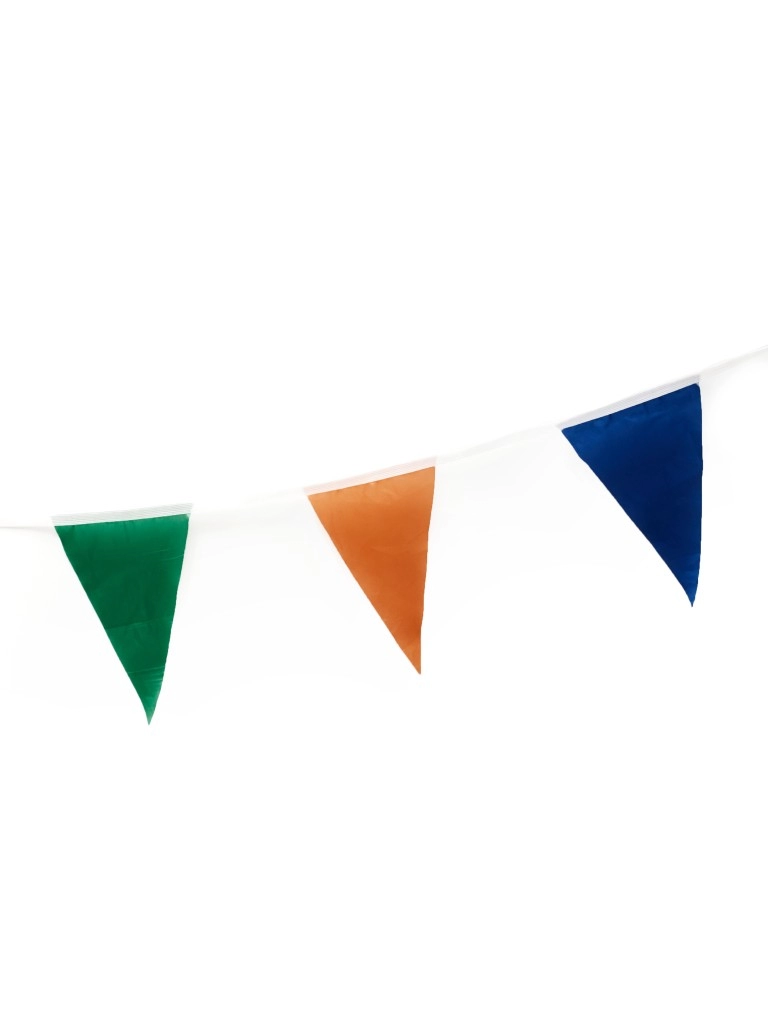 Волчатник (флажная лента разноцветная)