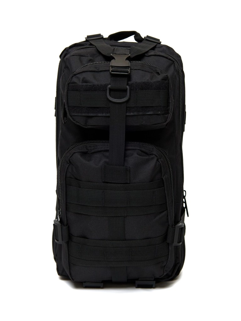 Рюкзак черный длина 40 см, ширина 27 см