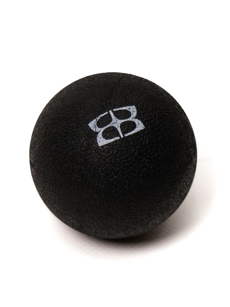 Мяч массажный BODY ICON 5,5 см (Black Beauty)