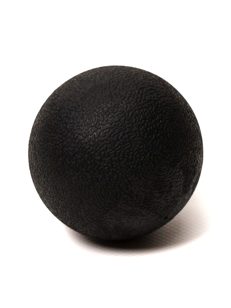 Мяч массажный BODY ICON 5,5 см (Black Beauty)